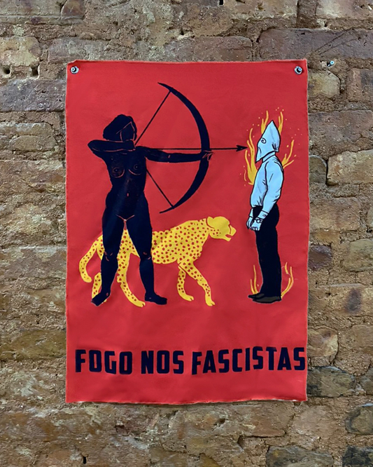 Bandeira Fogo nos fascistas