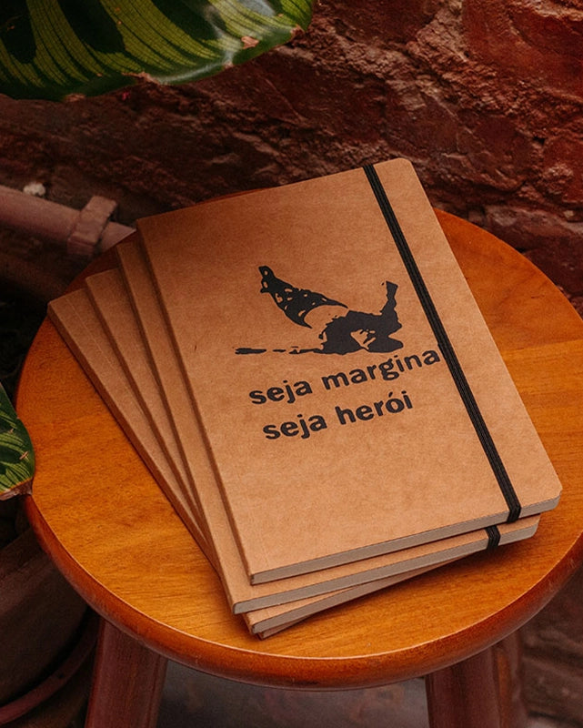 Caderno Seja Marginal, Seja Herói