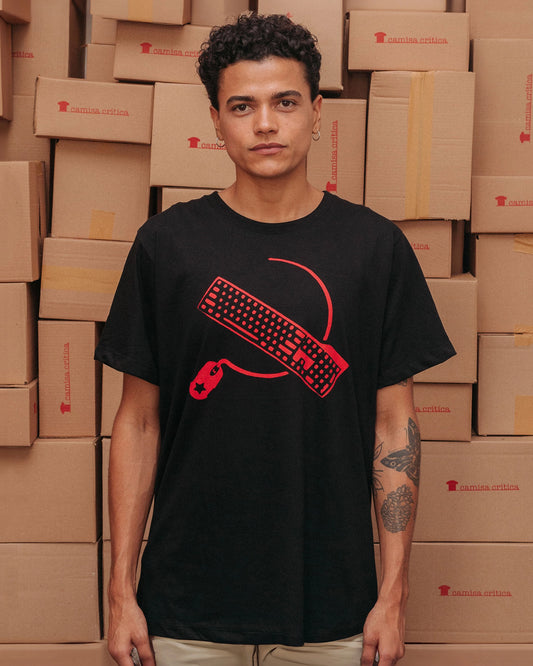 Camiseta Básica Foice e Teclado