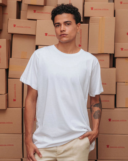 Camiseta Básica Trabalhar Menos - Costas