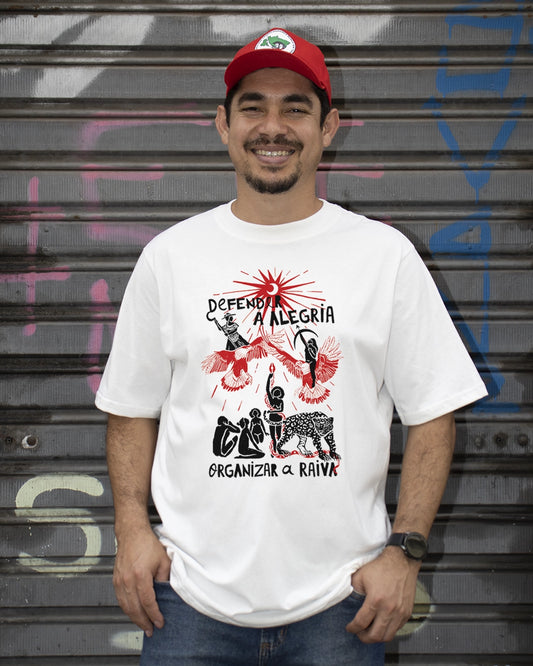 Camiseta Oversized Intervozes Defenda a Alegria