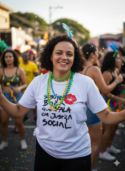 Camiseta Básica Beijo e Justiça Social