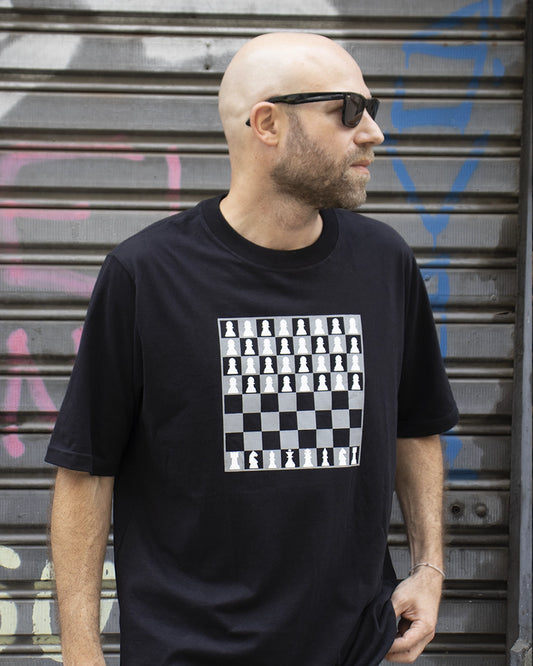 Camiseta Oversized Xadrez da Revolução