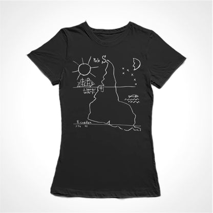 Camiseta Baby Look Estampa:Mapa da América do Sul de cabeça pra baixo. Marcação do trópico de Capricórnia e a linha do Equador. Um sol à esquerda encima. Uma Lua e estrela à direita encima.