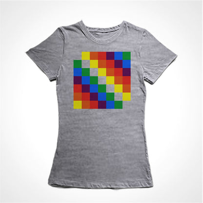 Camiseta Baby Look Estampa:  Bandeira arco-iris formada por quadrados coloridos.